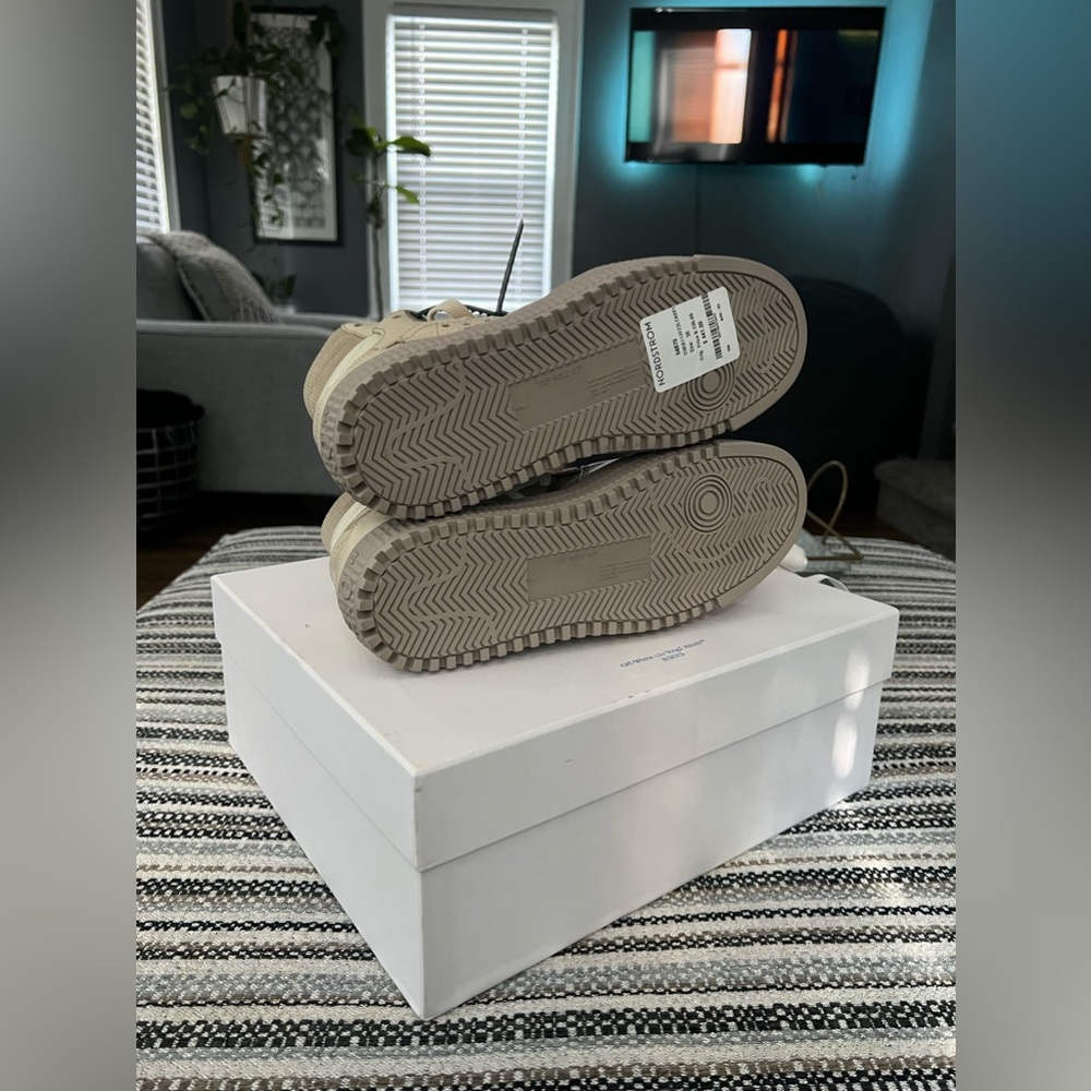 NIB/NWT: Off-White 3.0 off court calf leather sneakers - Picture 6 of 6